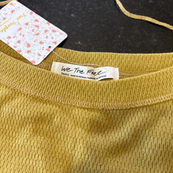 NEW with TAGS - Free People - We The Free Cuddle Bubble Pullover. Size S - Picture 13 of 15
